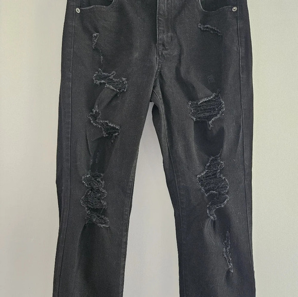 Aeropostale High Rise Ripped-up Black 8 Regular Jegging Jean - Picture 3 of 8